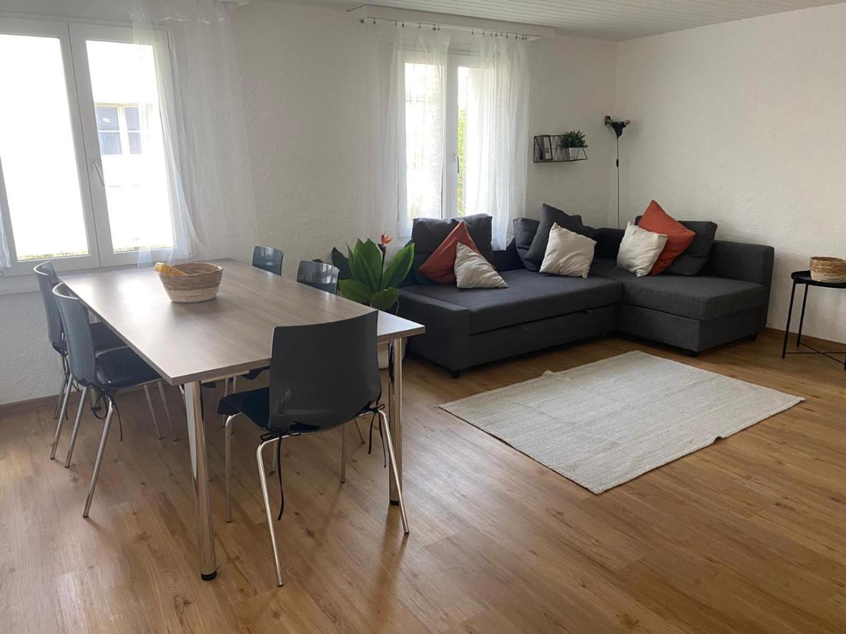 Sechs Bergspitzen - Housity