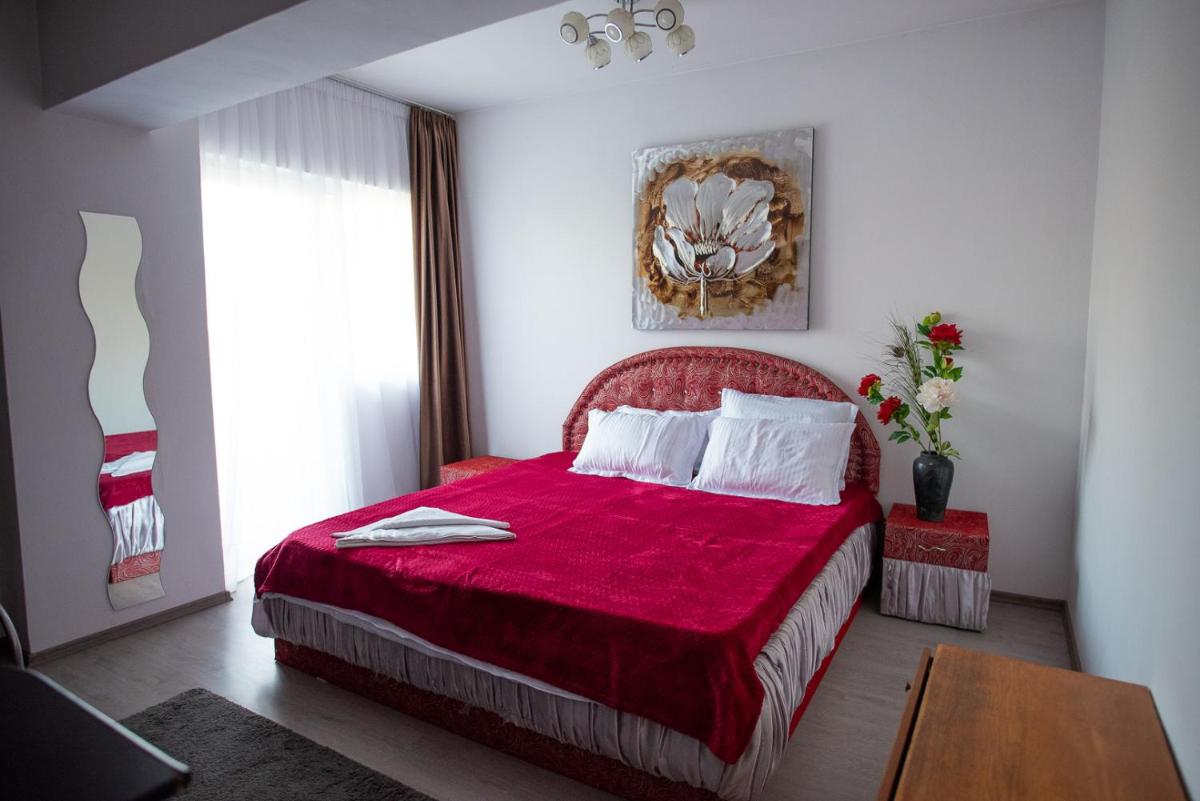 5 Bedrooms Luxury Apartment Villa - Housity