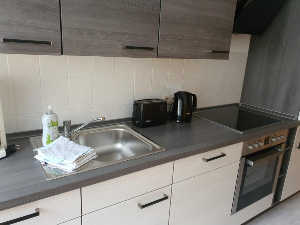 Halle Saale 402 - Housity
