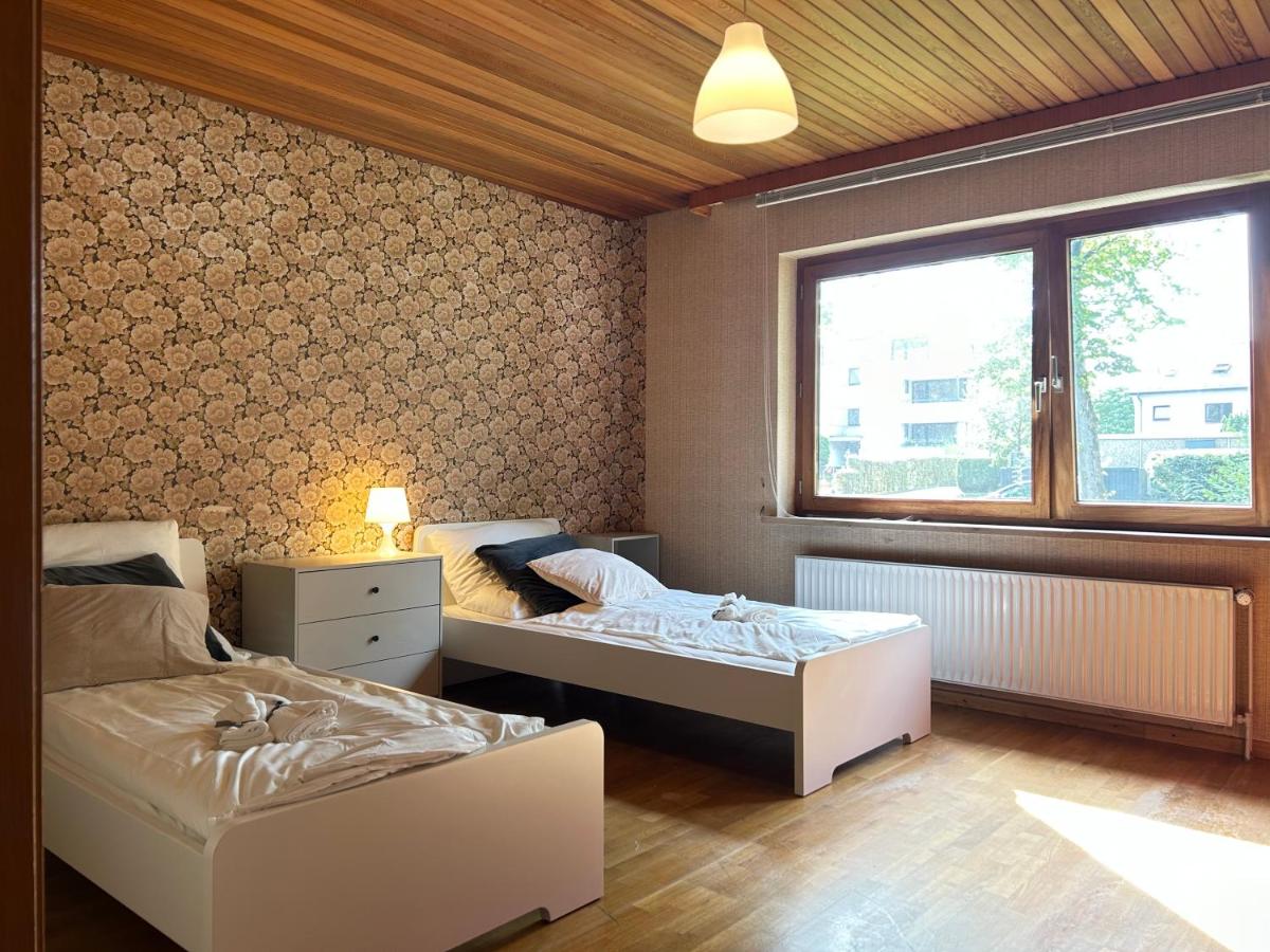 Four Bedroom Apartment In Großhansdorf, Sieker Landstraße 163 - Housity