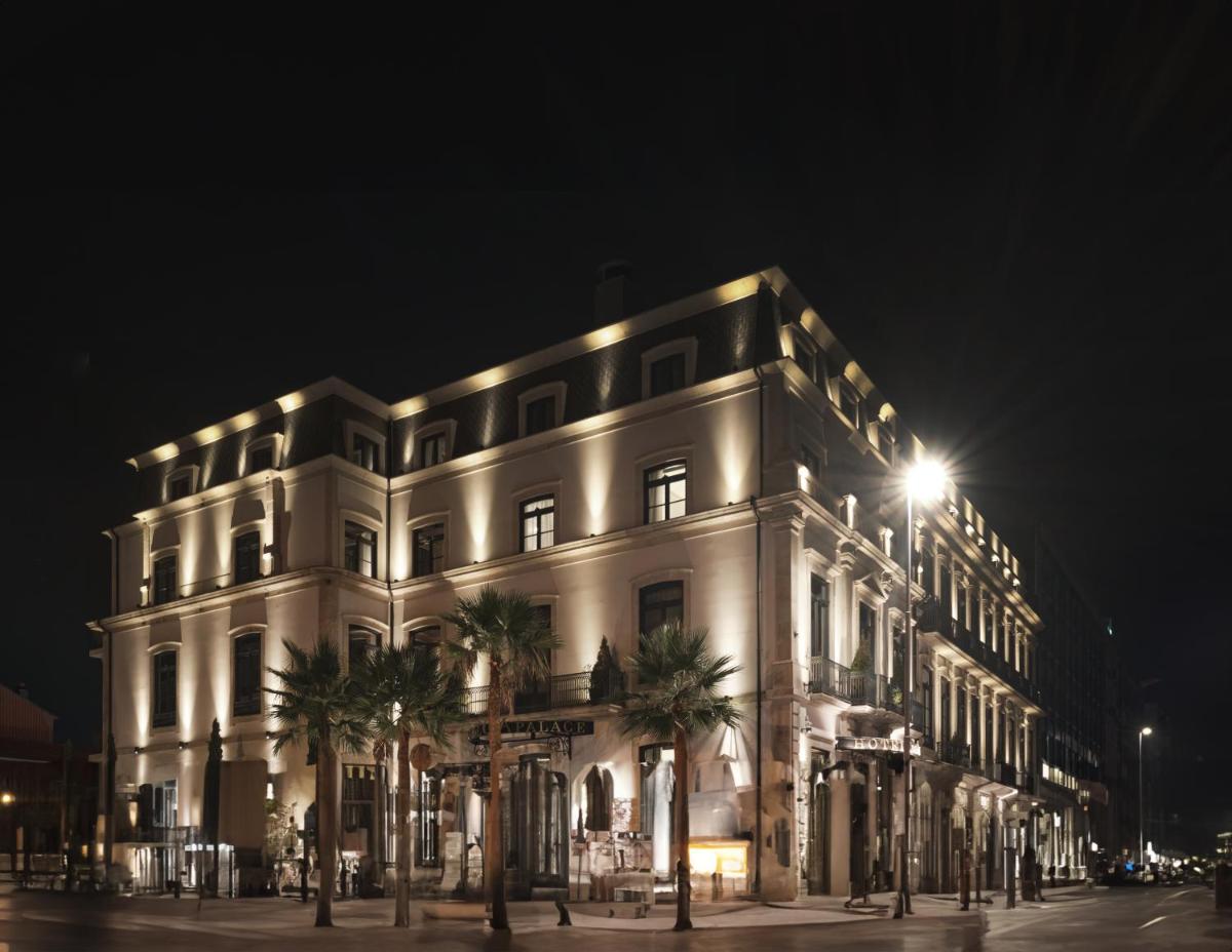 O edifício onde o hotel está situado