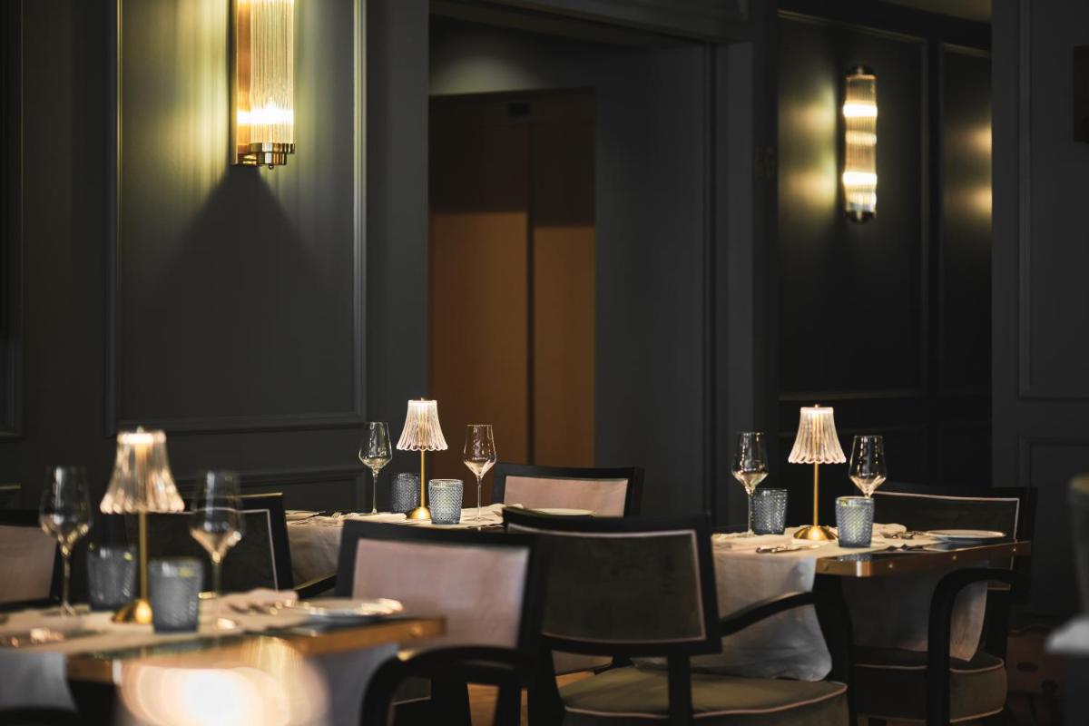 Um restaurante ou outro lugar para comer em GA Palace Hotel & Spa, a XIXth-Century Villa