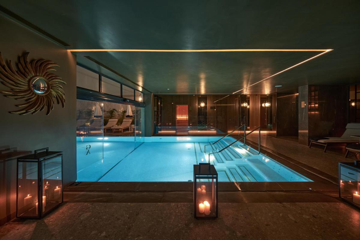 A piscina em ou perto de GA Palace Hotel & Spa, a XIXth-Century Villa