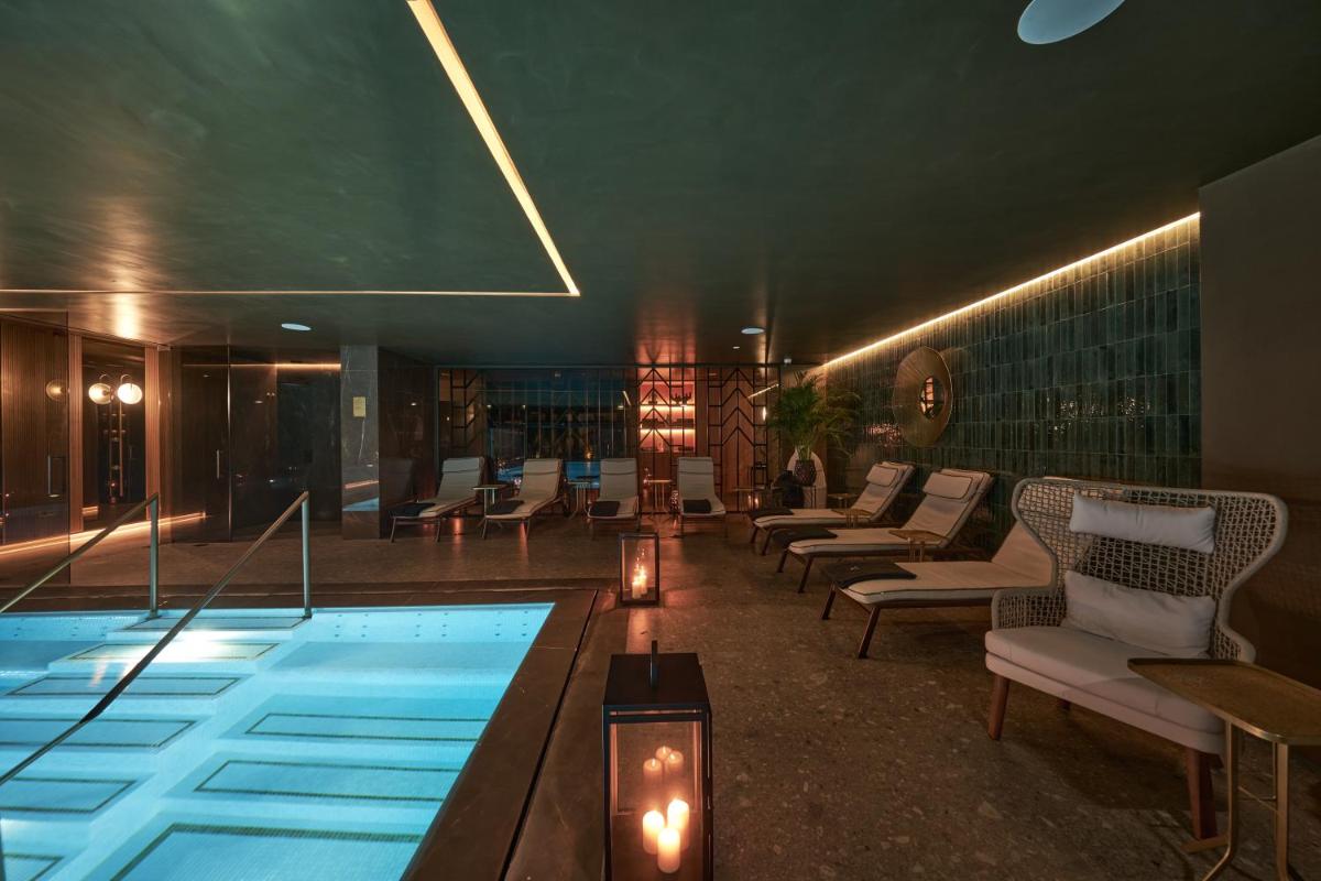 A piscina em ou perto de GA Palace Hotel & Spa, a XIXth-Century Villa