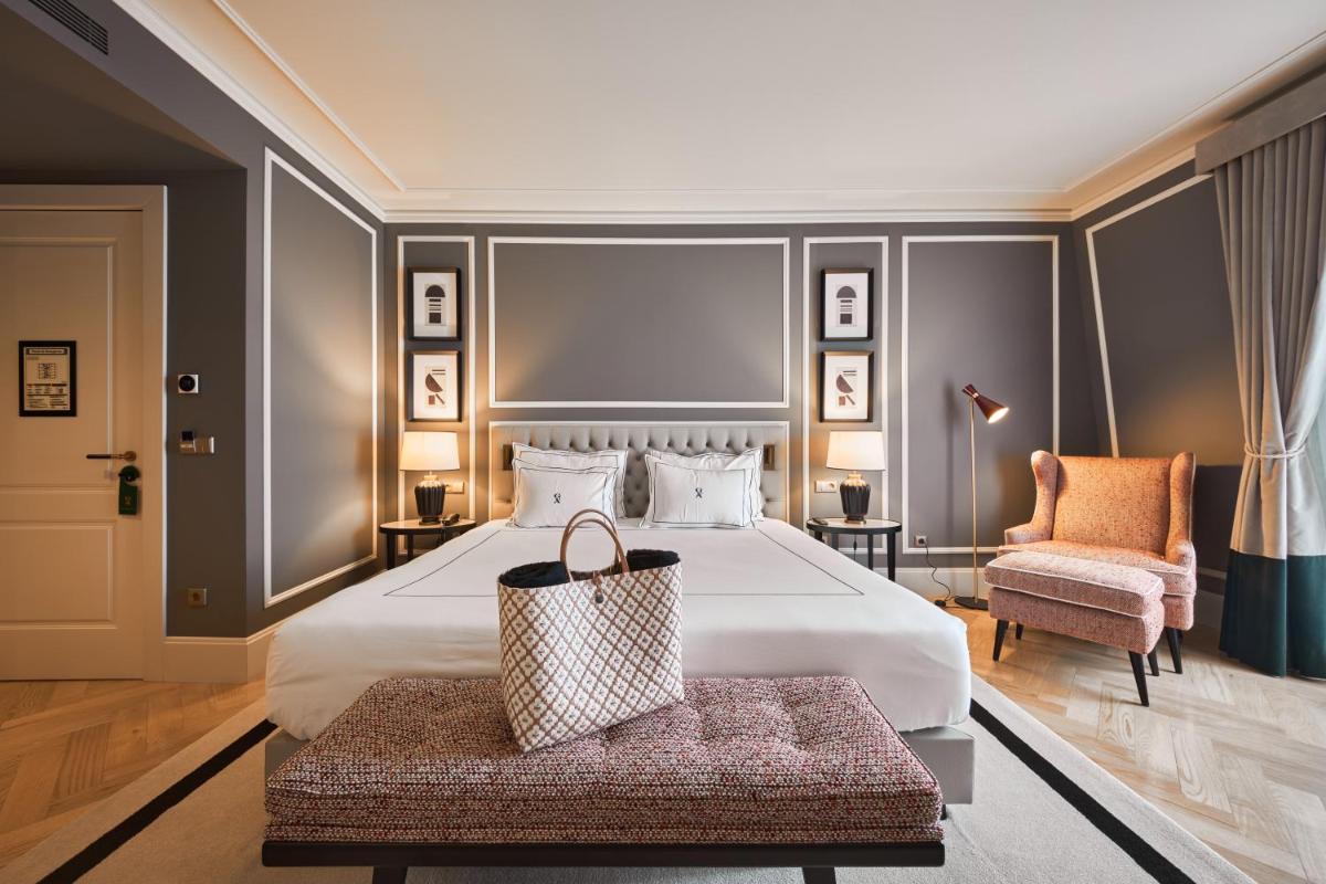 Uma cama ou camas num quarto em GA Palace Hotel & Spa, a XIXth-Century Villa