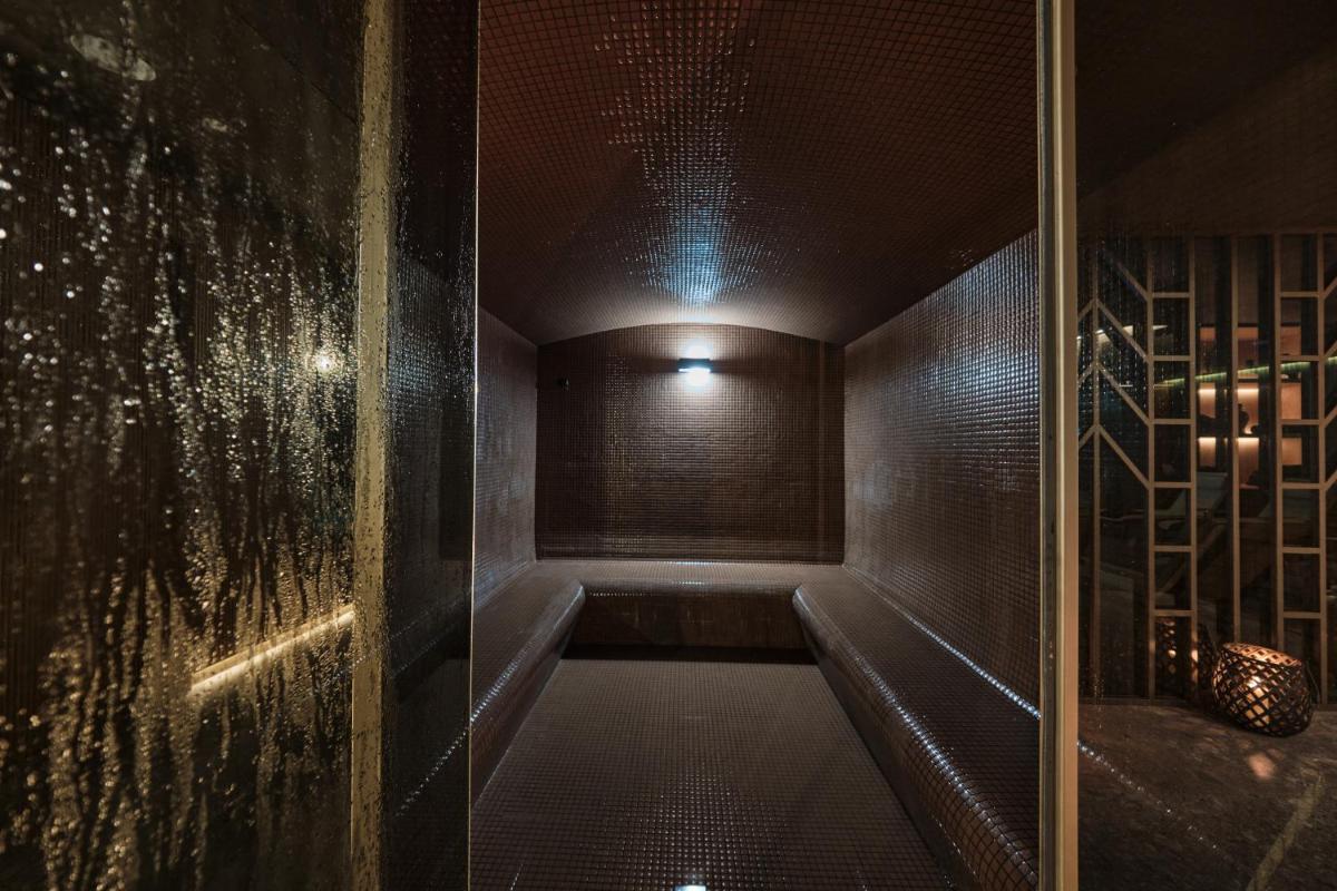 Imagem da galeria de GA Palace Hotel & Spa, a XIXth-Century Villa no Porto