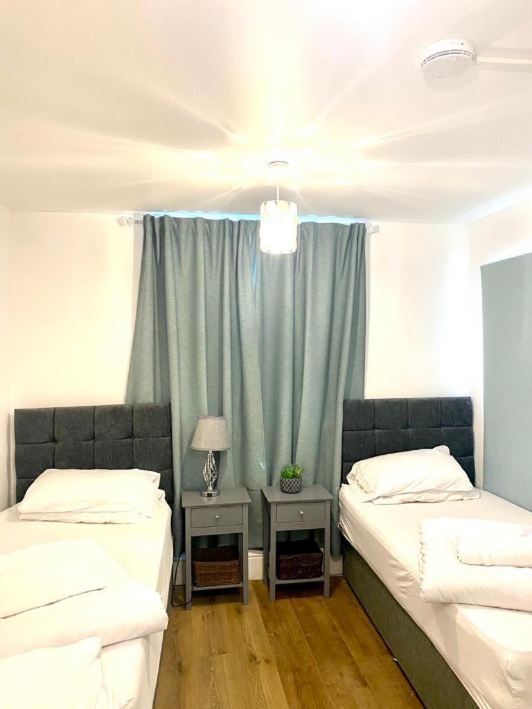 Furnished 1 bedroom apartment - Hizvo