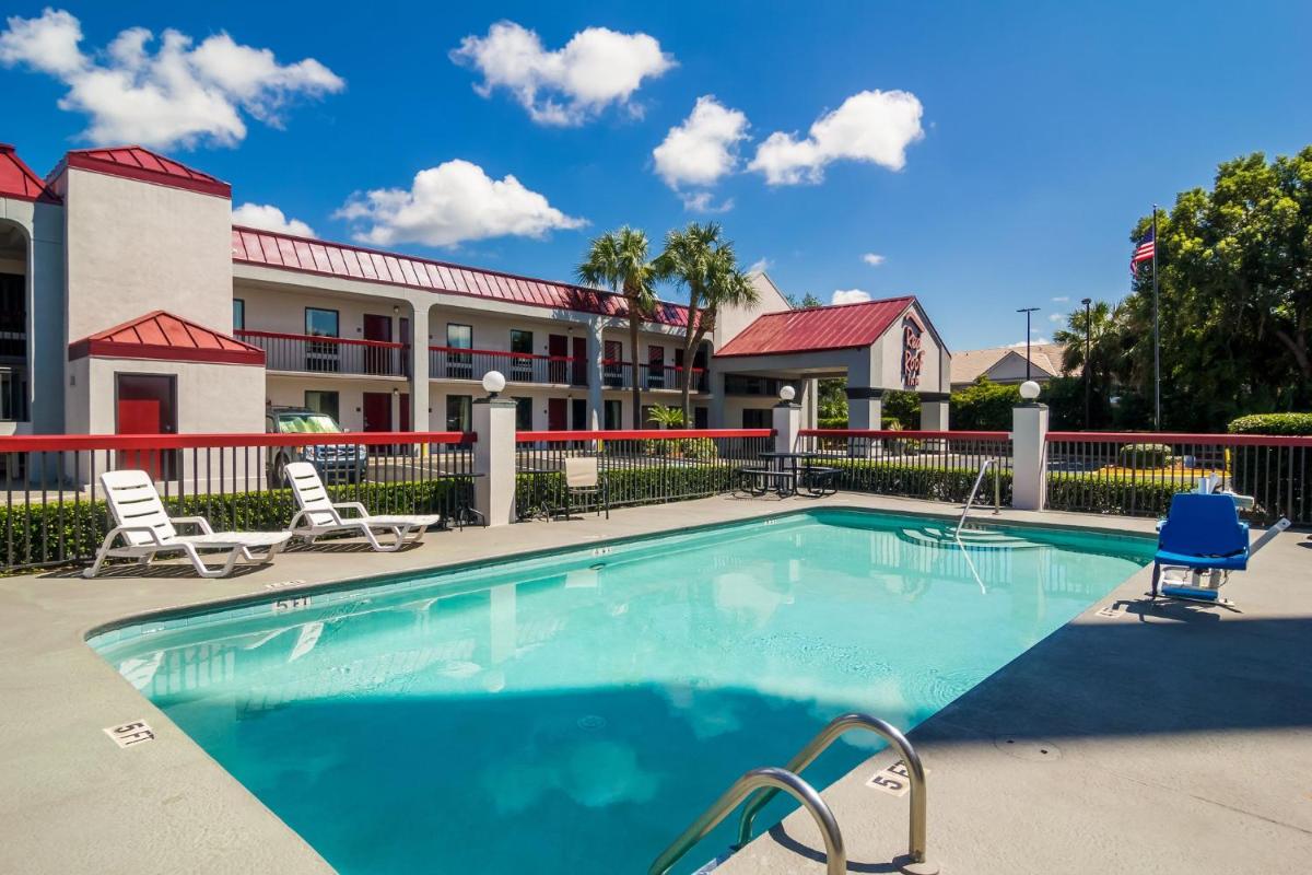 Red Roof Inn Kingsland - Housity