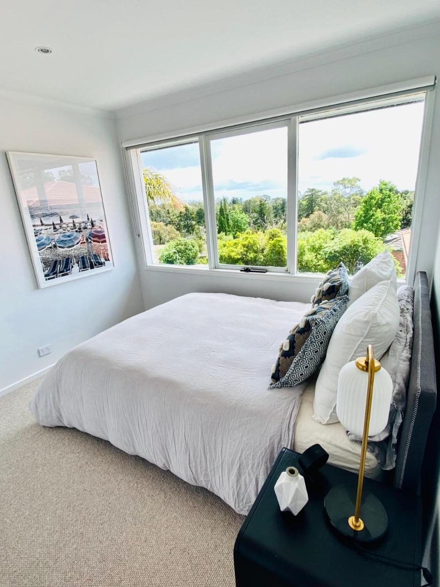Coastal Family Haven with Pool - Mornington Peninsula - Housity