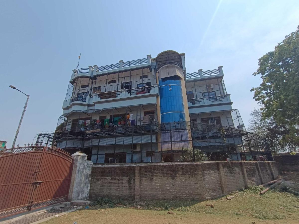 Suitetrails - OYO Home Pandey's Home Stay