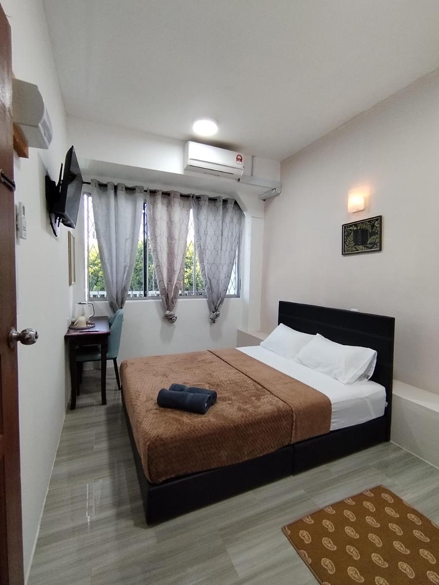 Suria Paradise Lodge - Housity
