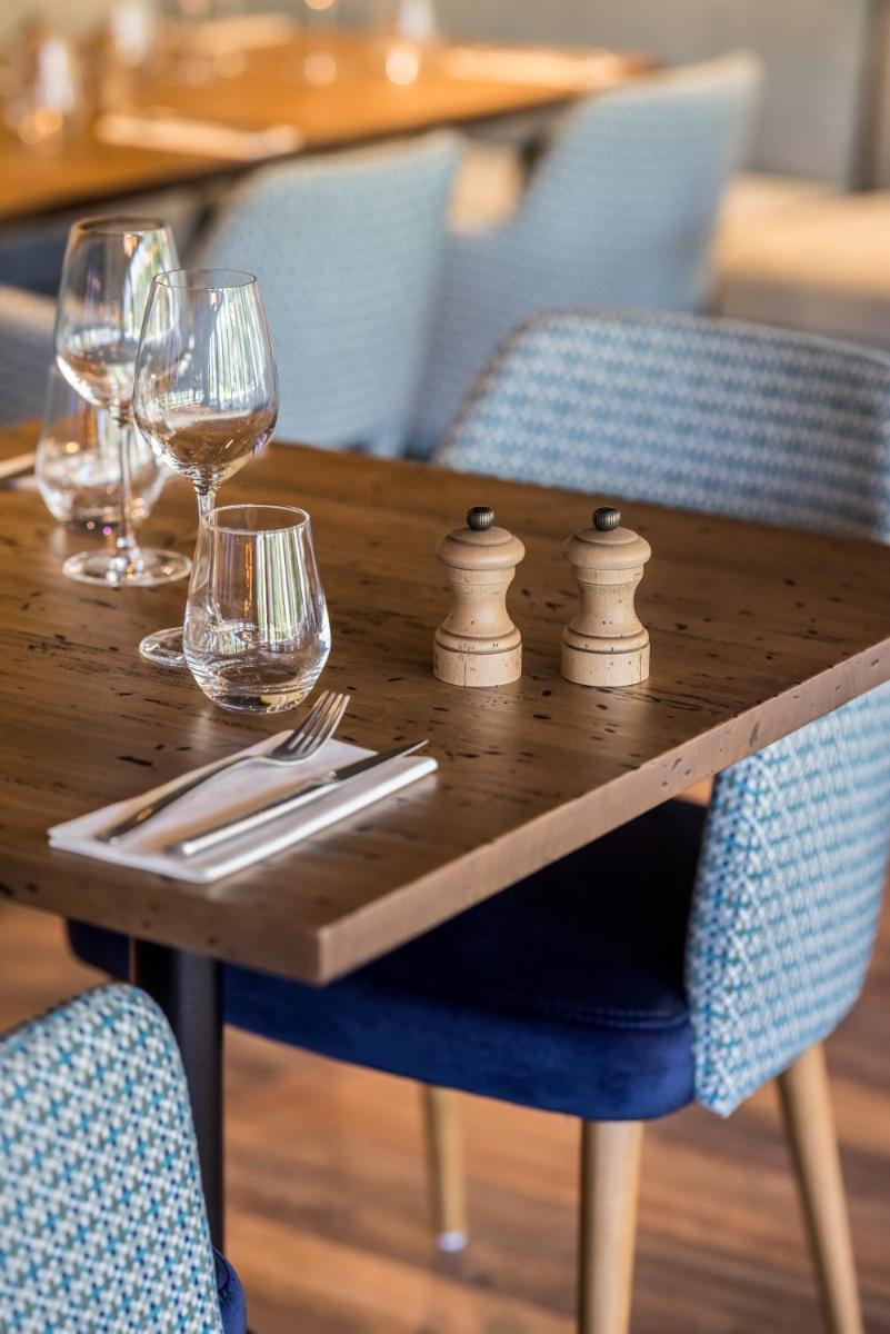 Restaurant ou autre lieu de restauration dans l'établissement Miura