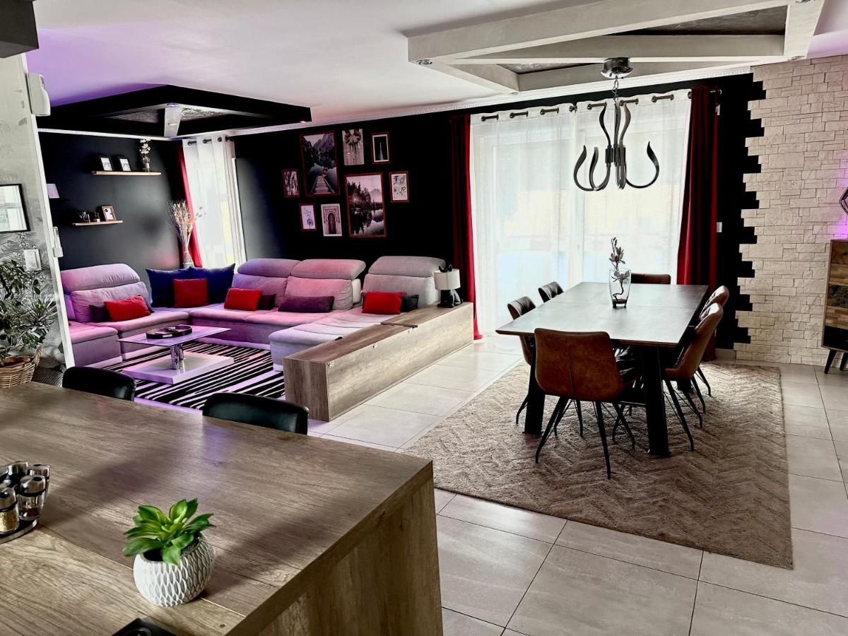 Lincontournable - Jaccuzi-Piscine-Sauna-Hammam - Housity