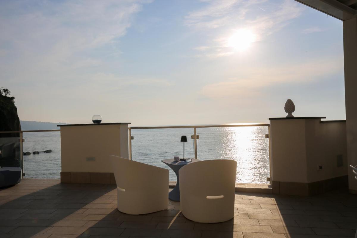 Hotel Giosue' a mare - Housity