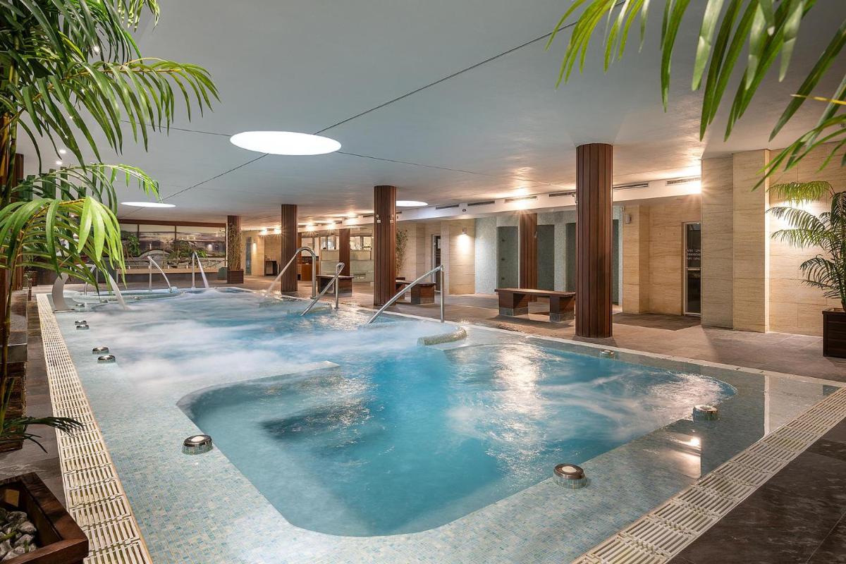 Piscina en o cerca de Poseidon La Manga Hotel & Spa - Designed for Adults