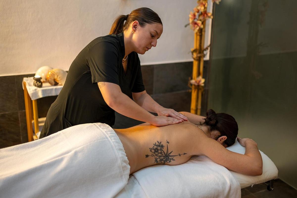 Spa o instalaciones de bienestar en Poseidon La Manga Hotel & Spa - Designed for Adults
