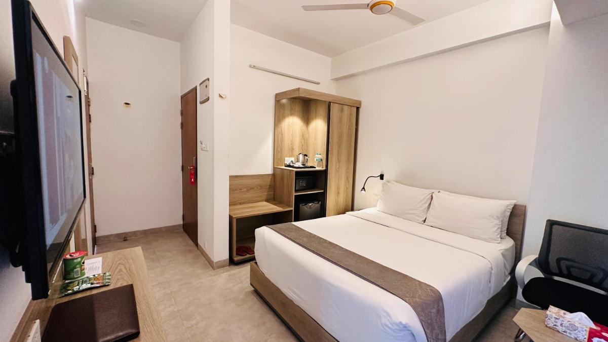 Priyo Nibash Stylish Residential Hotel - Hizvo