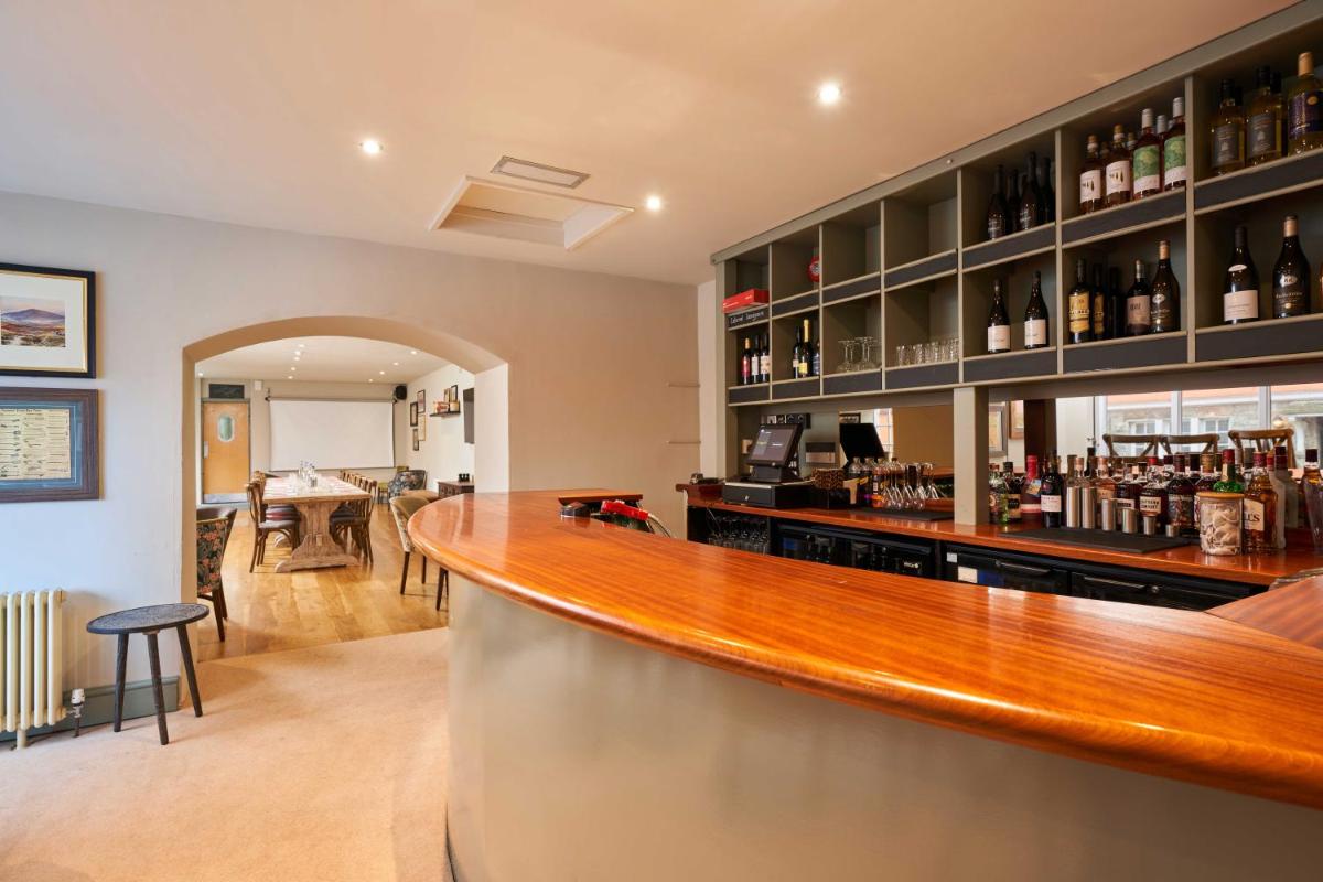 Rose and Crown Yealmpton - Housity