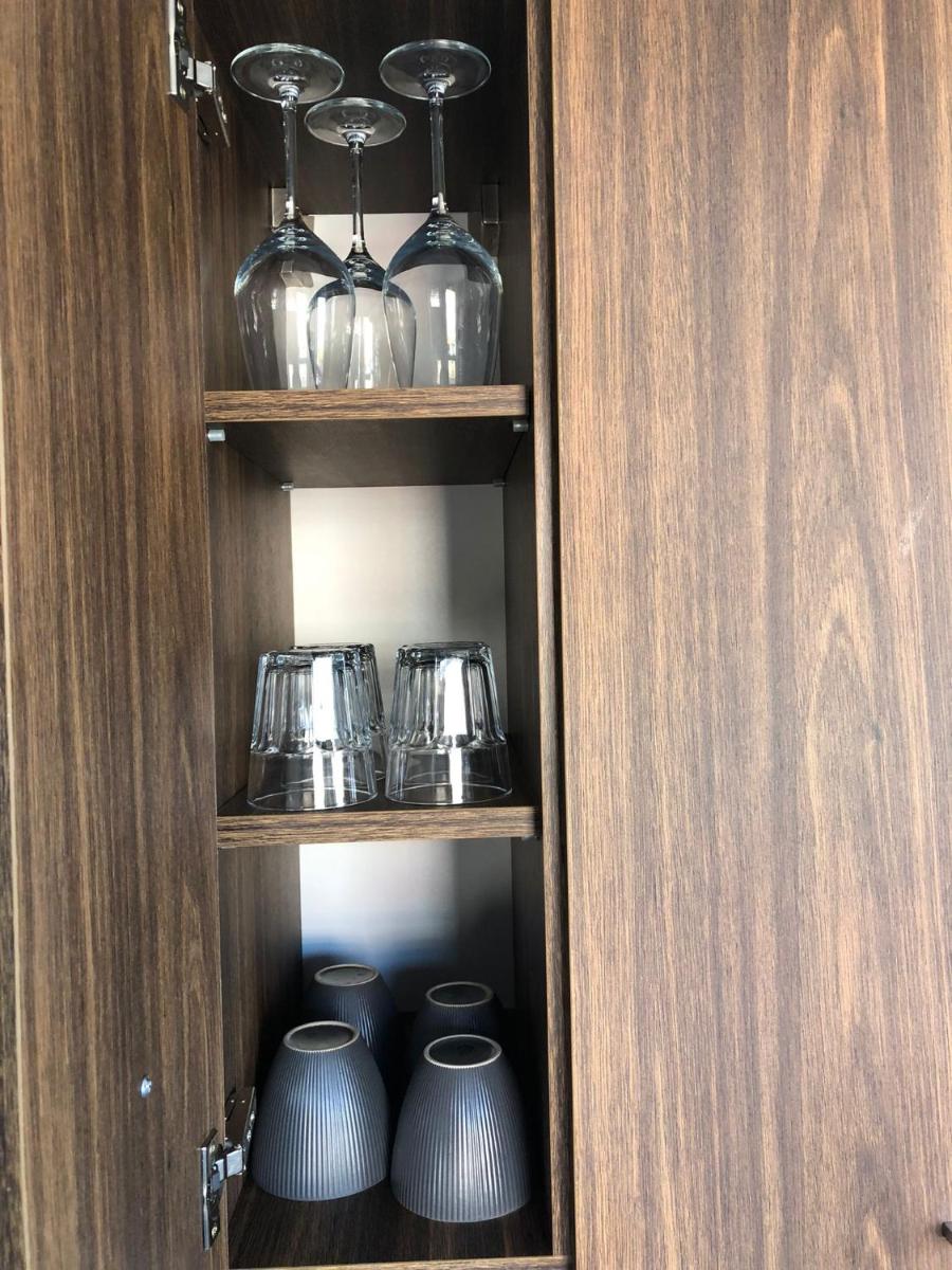 Studio Flat - Housity