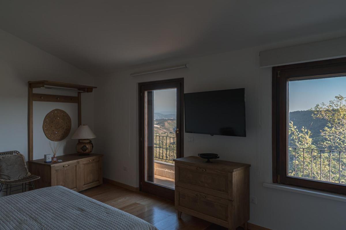 Acqua di Civita Beauty & Rooms IL PONTE - Housity