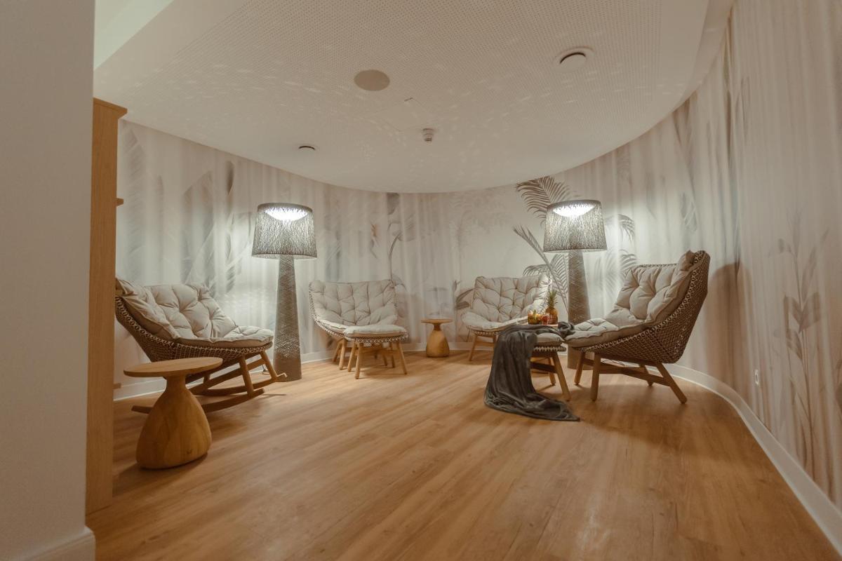 Suitetrails - Strandhotel Ostende