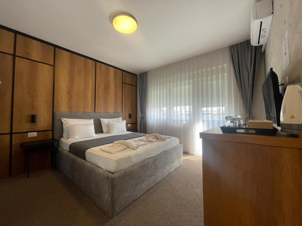 New Prishtina Luxury Rooms - Housity