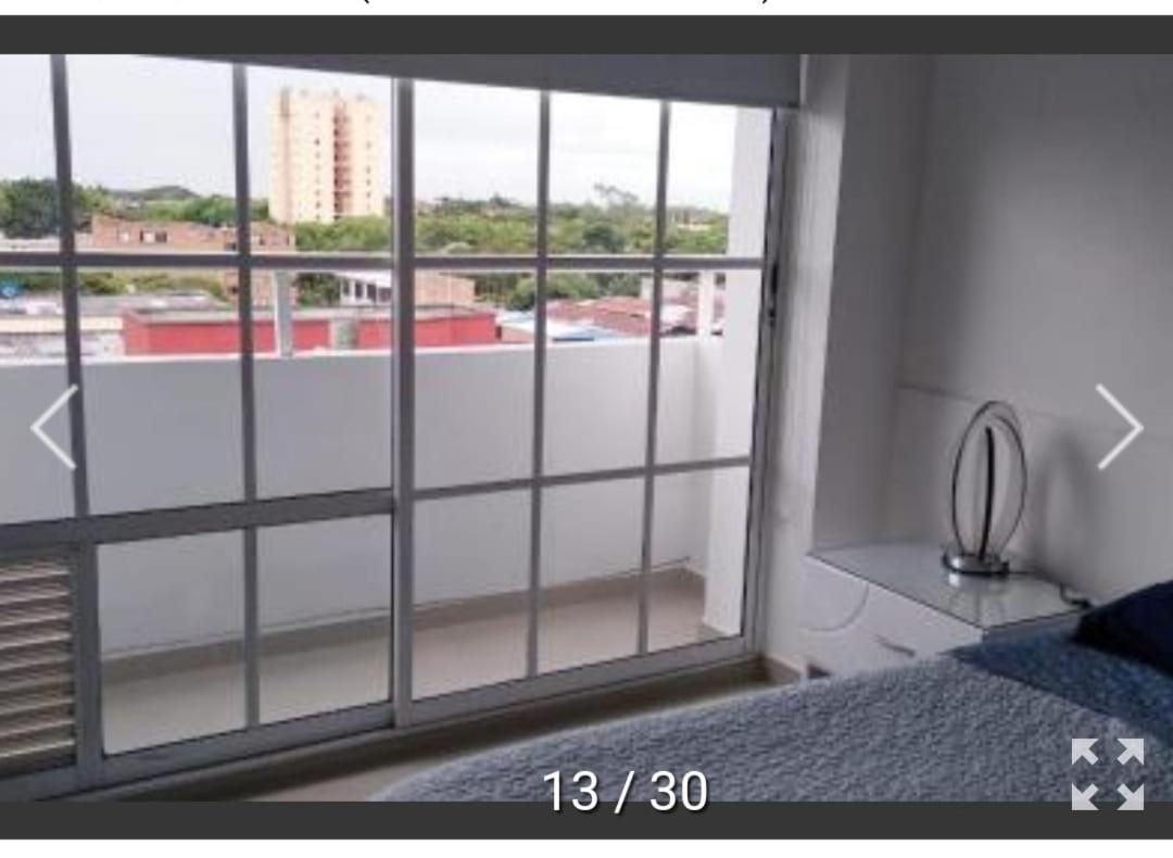 Aparta Estudios Edificio Valeria - Housity