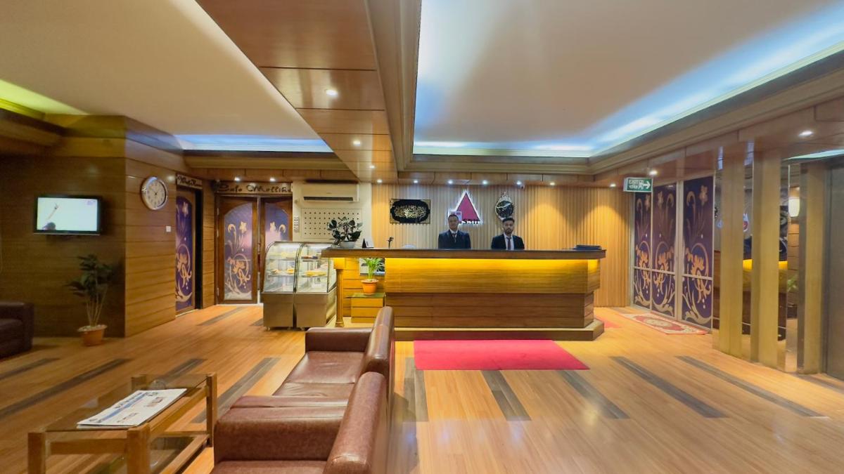 Sel Nibash Hotel & Serviced Apartments - Housity
