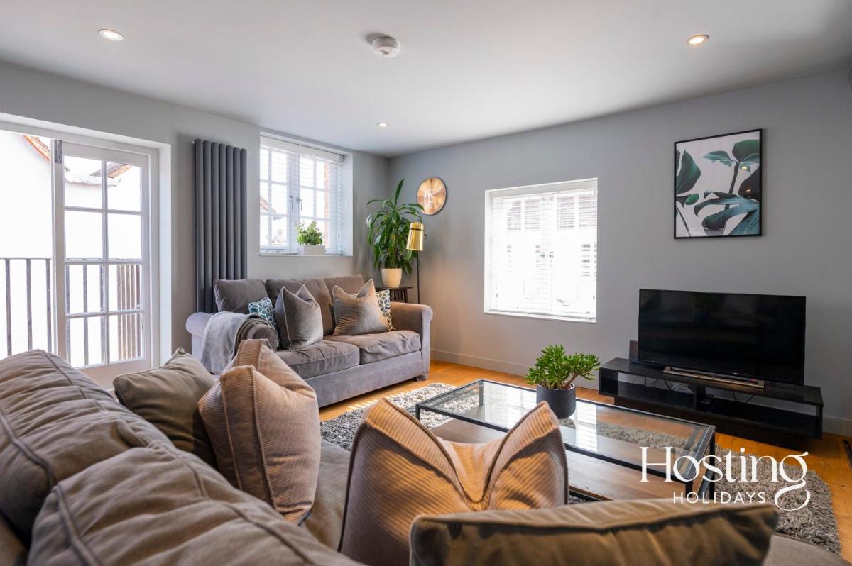 Modern Luxury Apartment In The Heart of Henley - Housity