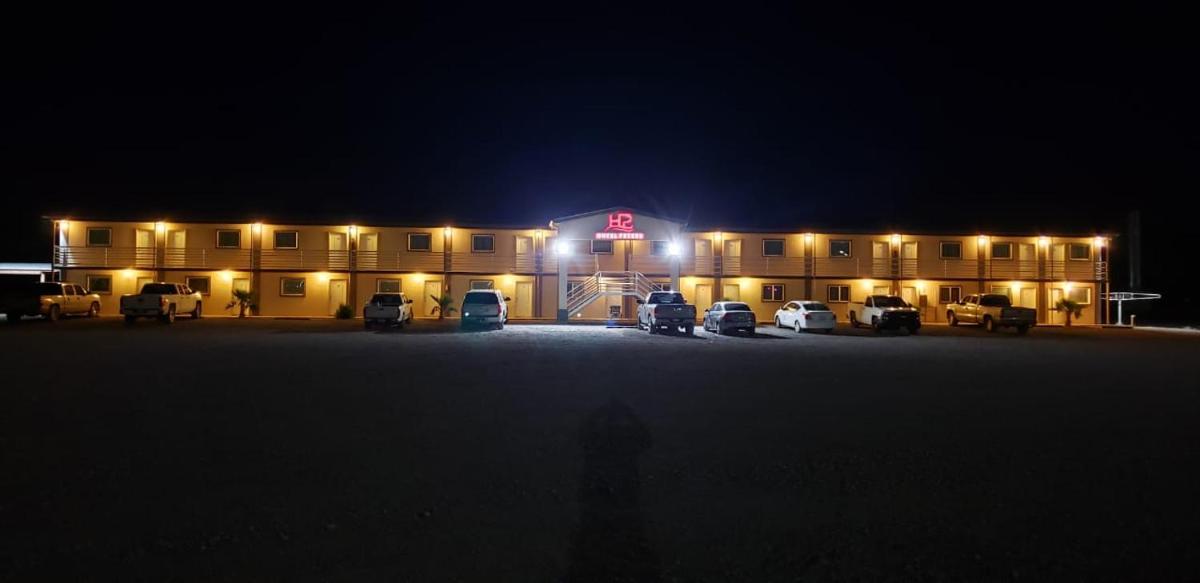 Suitetrails - HOTEL PETERS