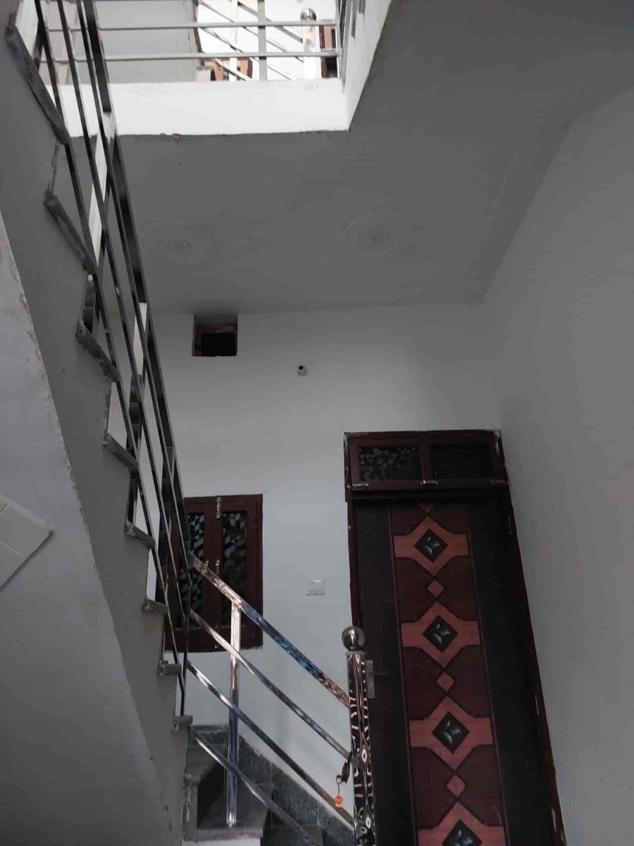 Apna Guest House and Hotel - Housity