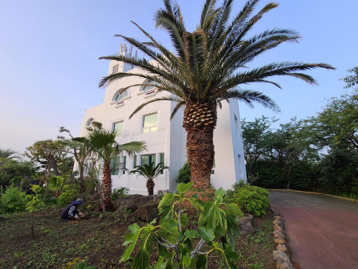 Millenium Hotel - Housity