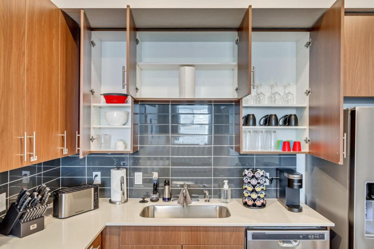 Suitetrails - Stunning Corporate Housing Near Hill AFB and DCC