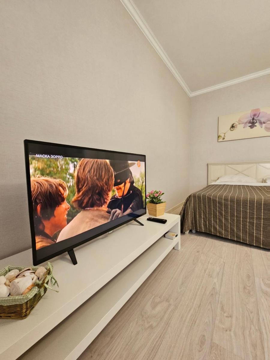 Ernaz Plus Apartments: Promenade Expo - Housity