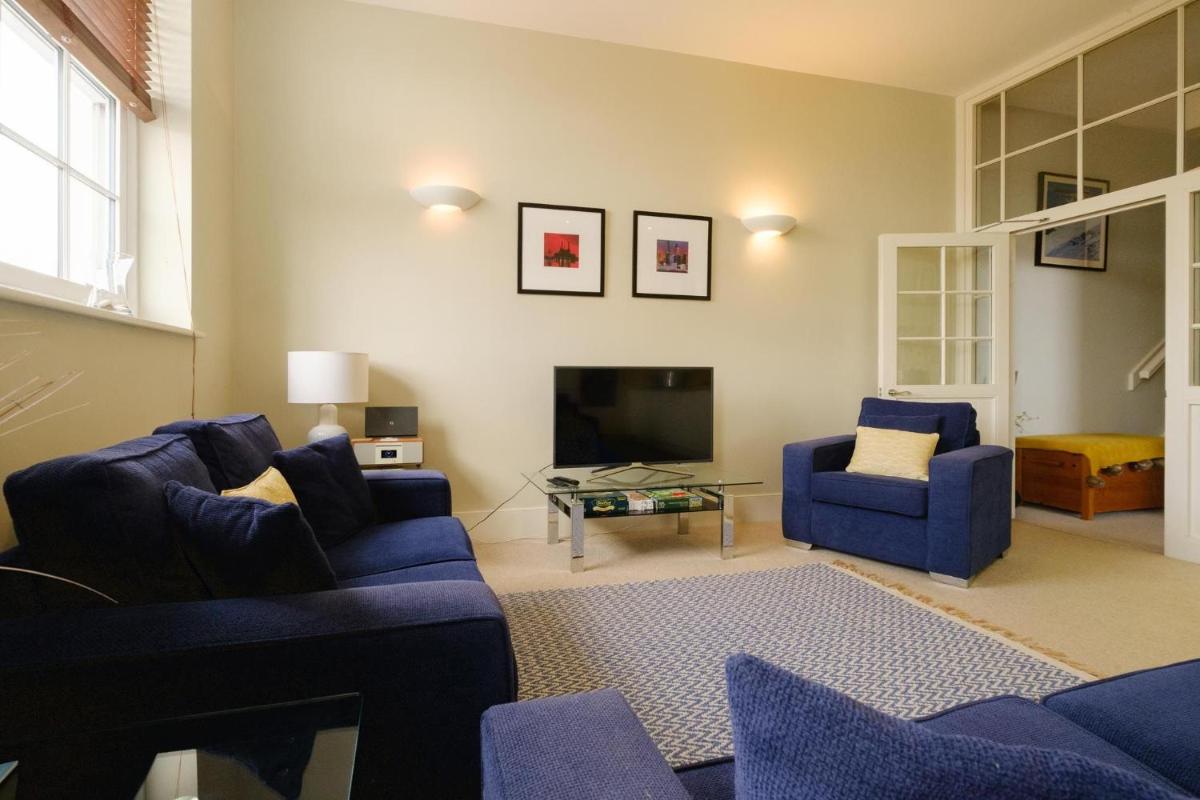 Beachcomber - Aldeburgh Coastal Cottages - Housity