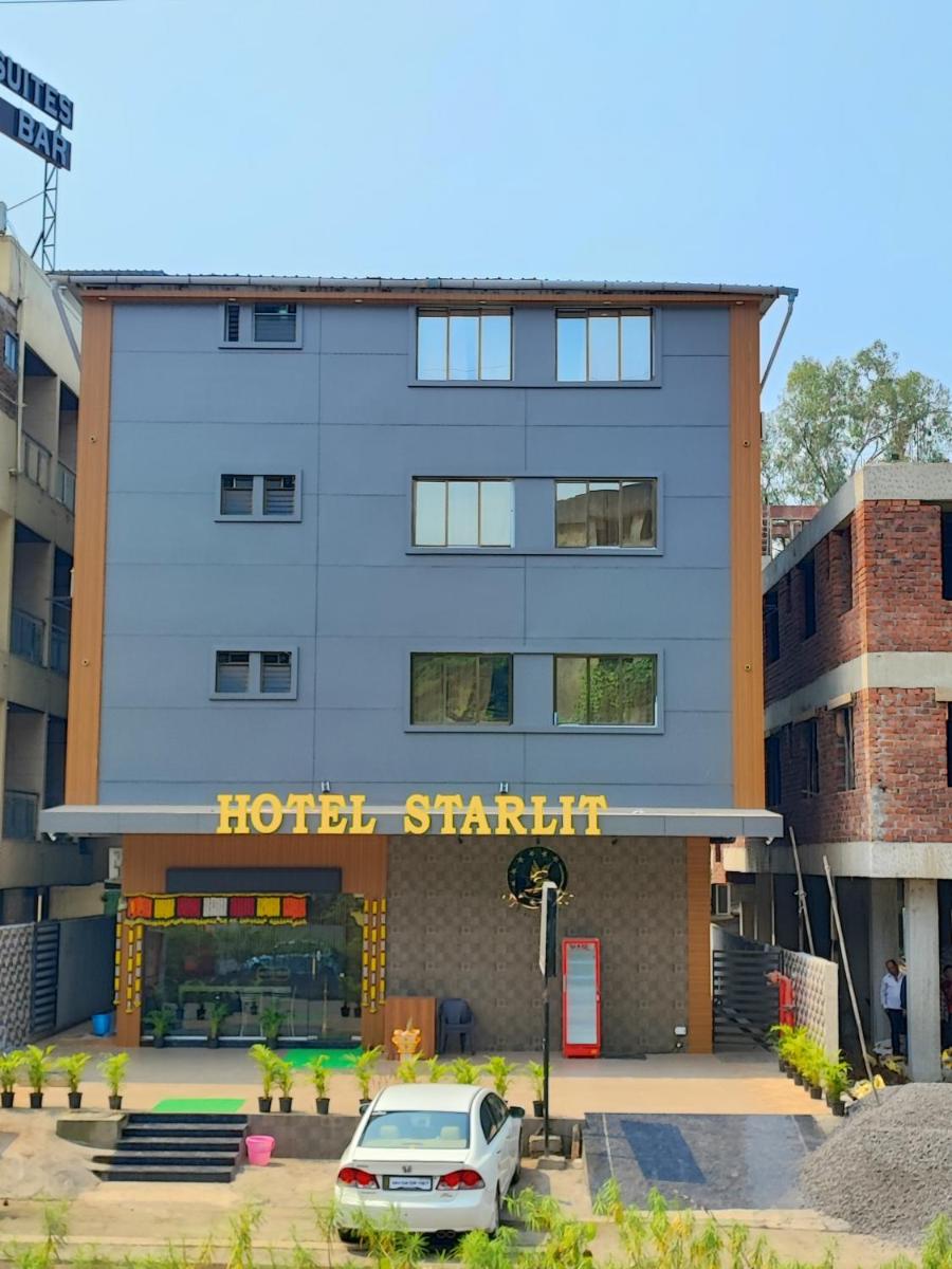 Hotel Starlit - Housity