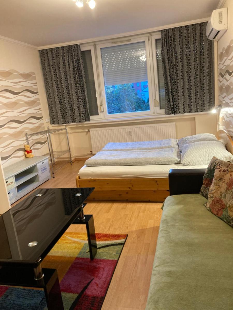 Center One Apartman - Housity