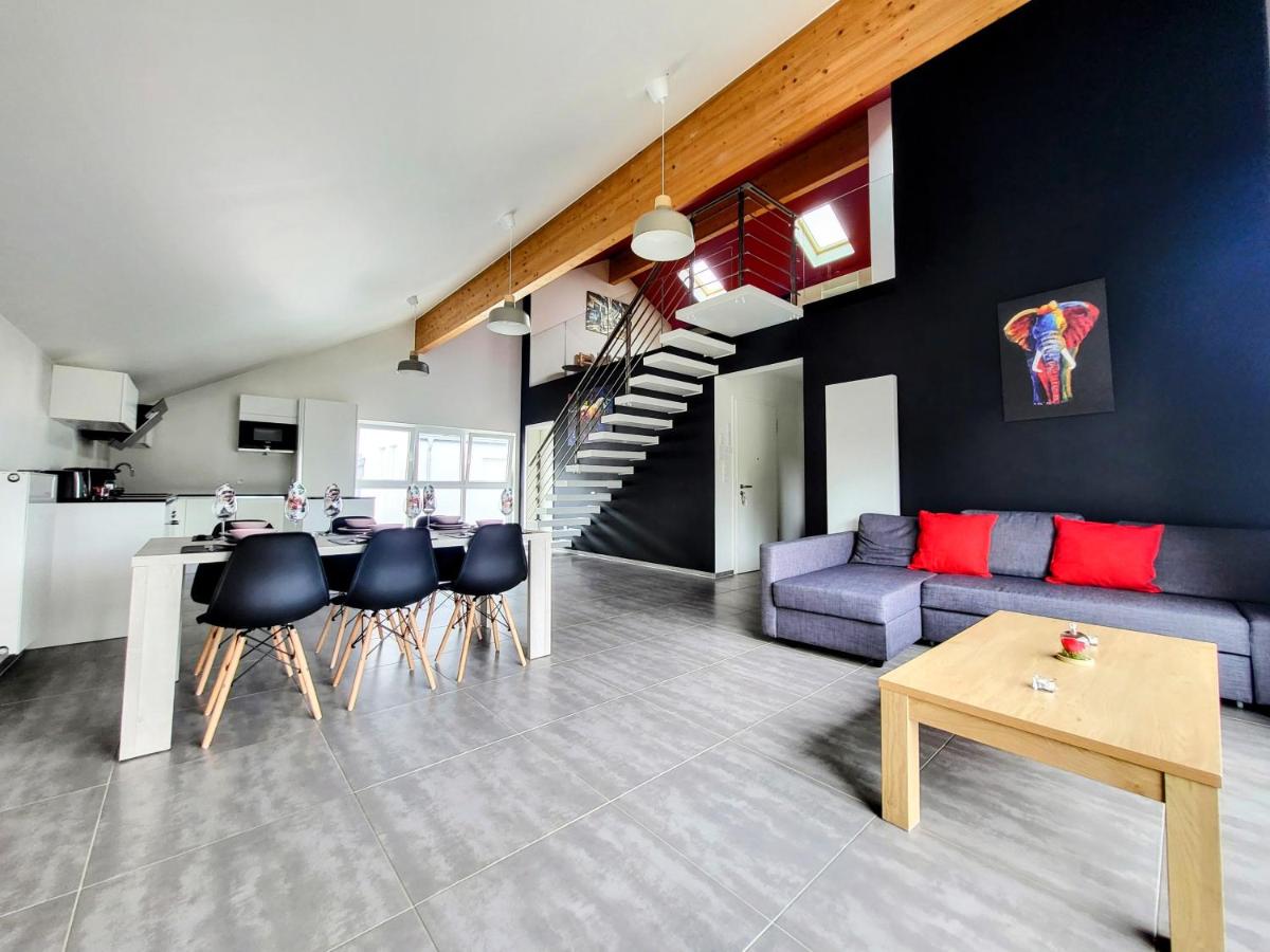 Calm and modern apartment - Housity