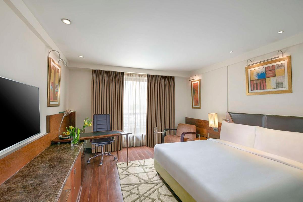 Suitetrails - Radisson Blu Plaza Delhi Airport