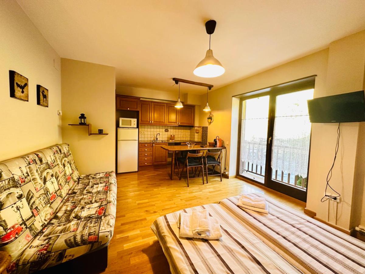 Estudio C/Montanya - Housity