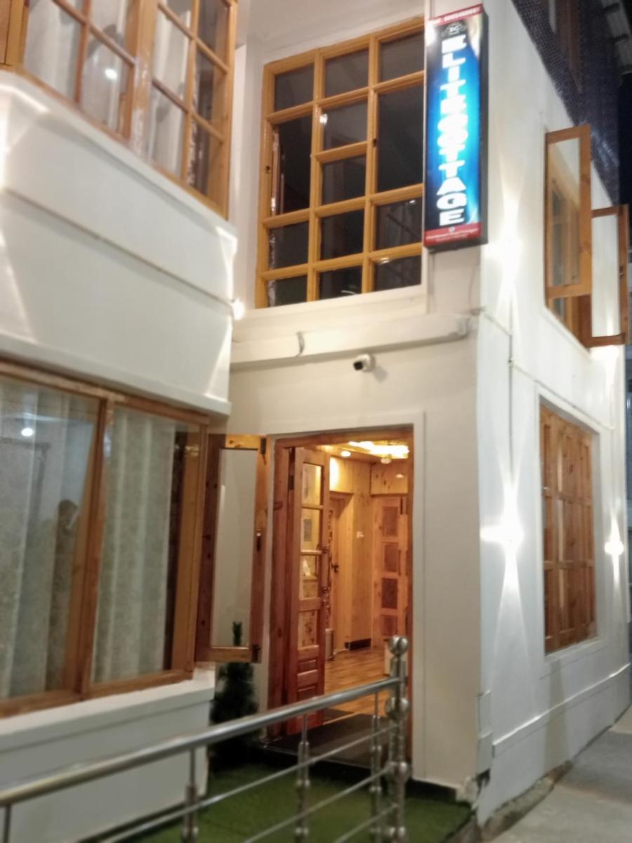NEW ELITE COTTAGE PAHALGAM - Housity