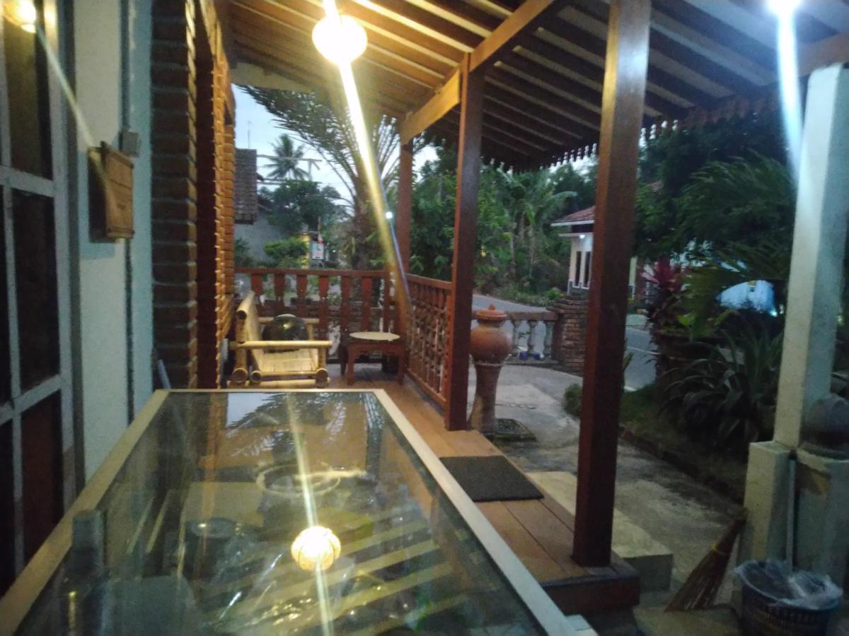 Penginapan Homestay Mudiyono Syari'ah - Housity