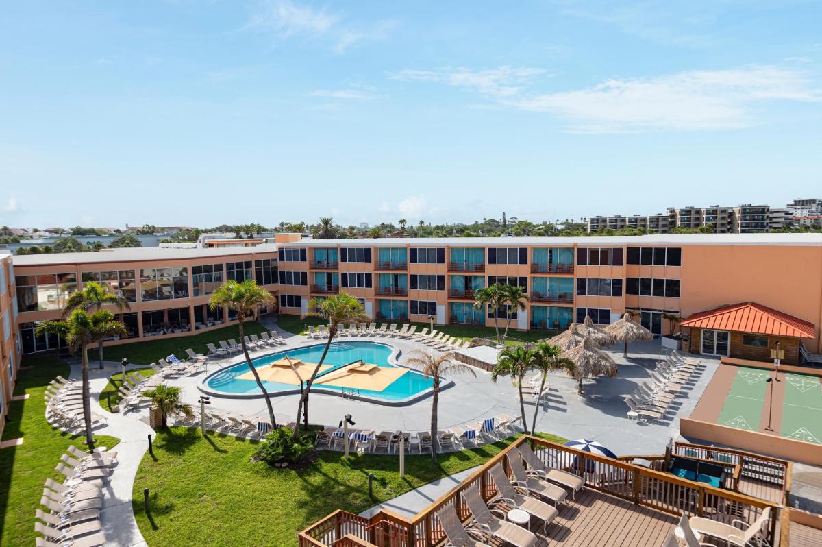 Dolphin Beach Resort - Housity