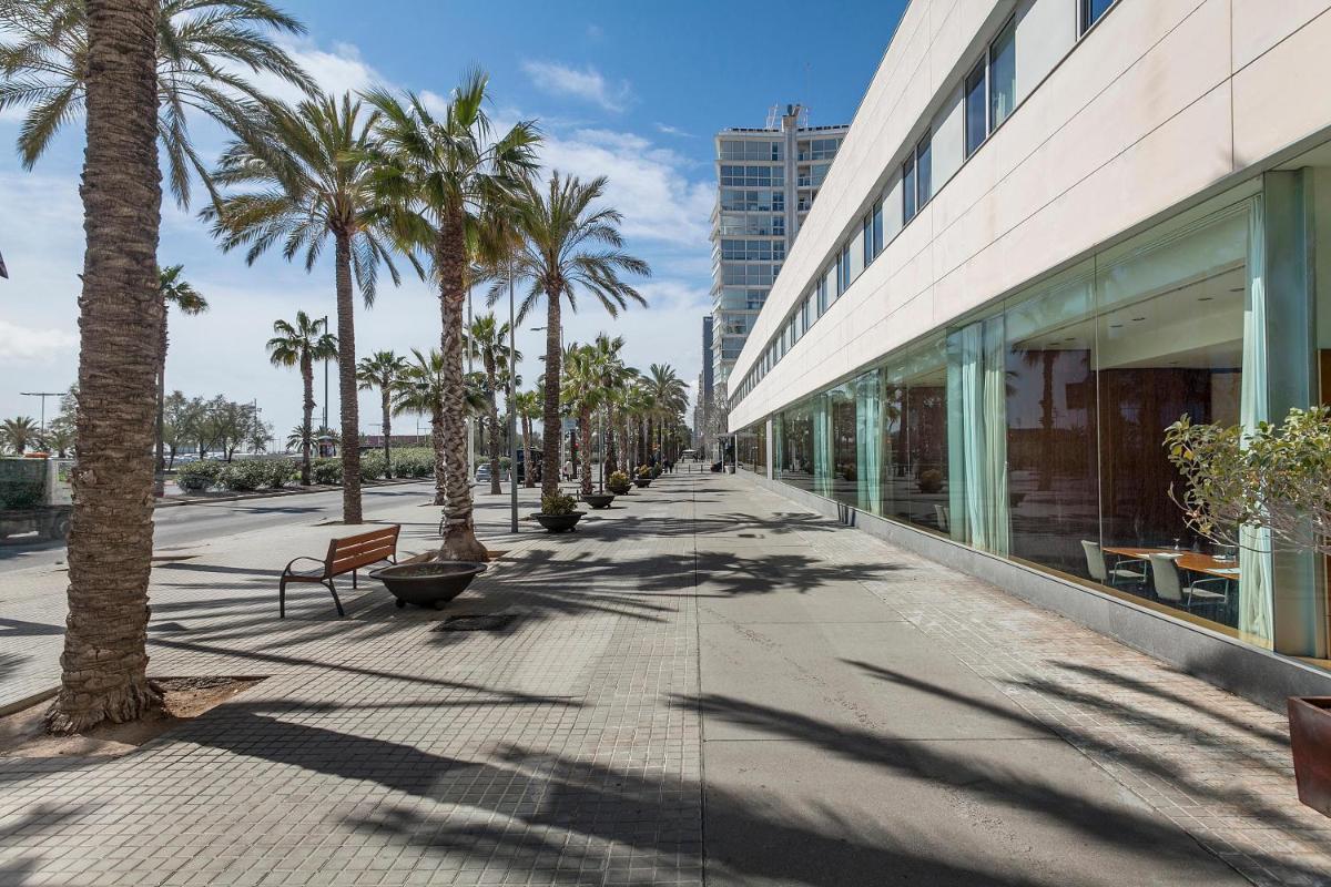 Hotel Best Front Maritim - Housity