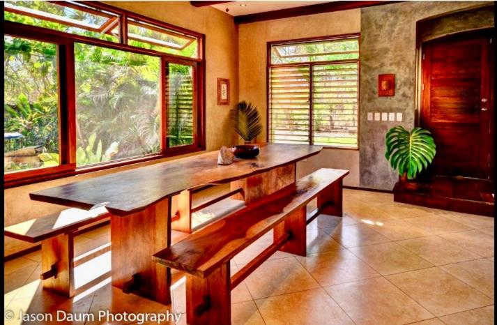 Playa Avellanas Modern Tropical Beach House - Housity