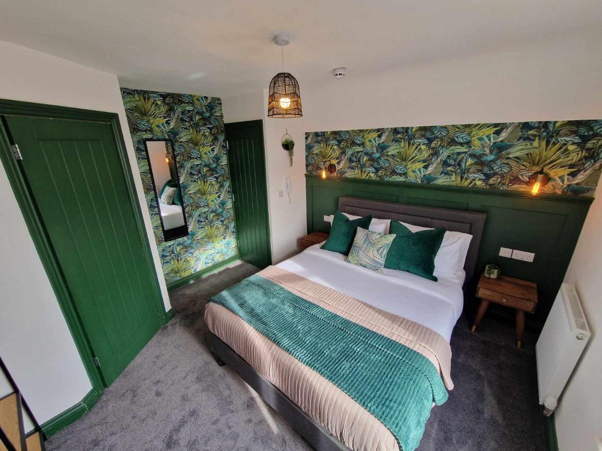 The Coastal Hideaway - Housity