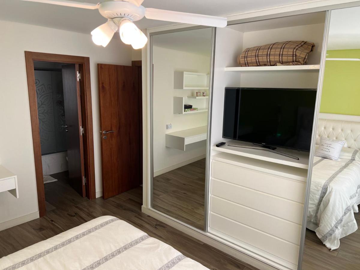 Alucinante departamento en La Perla 3 ambientes con aire acondicionado y calefacción central - Housity