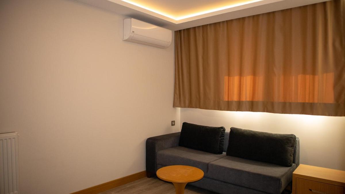 LOTUSPARK HOTEL - Housity