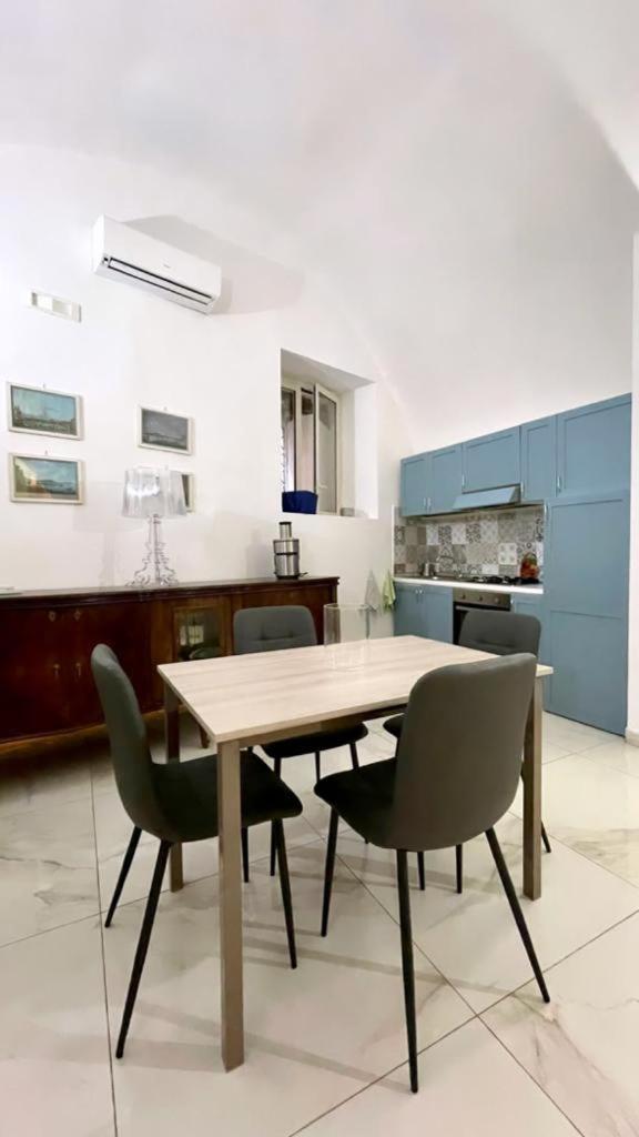 Appartamento Palazzo Foglia - Housity