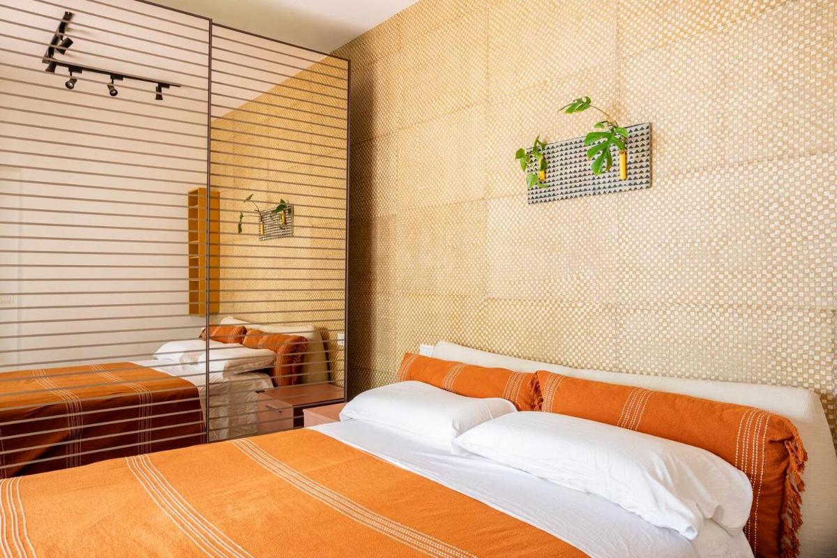 Moonic by Diva - Housity